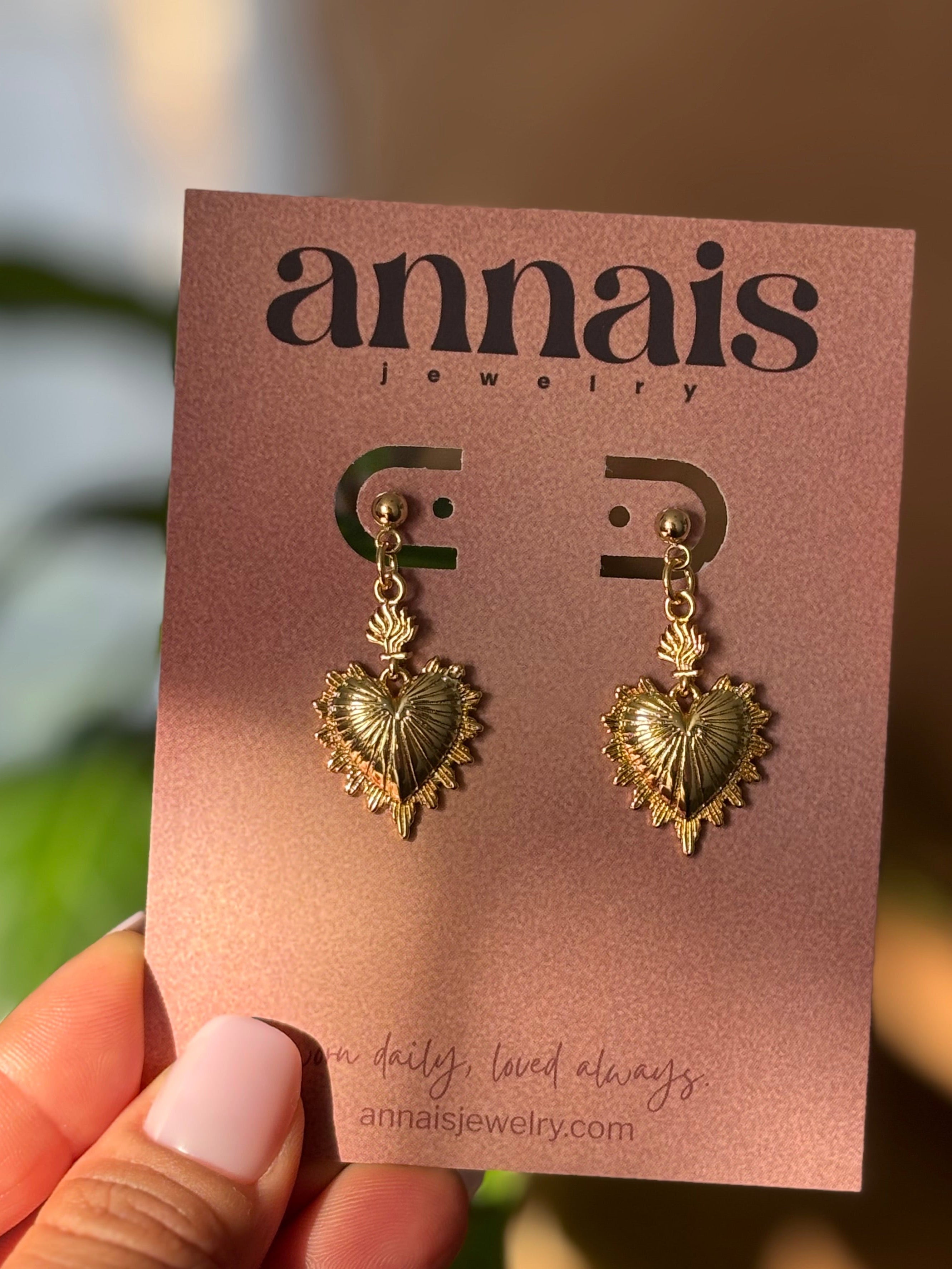 Amor Eterno Heart Drop Earrings
