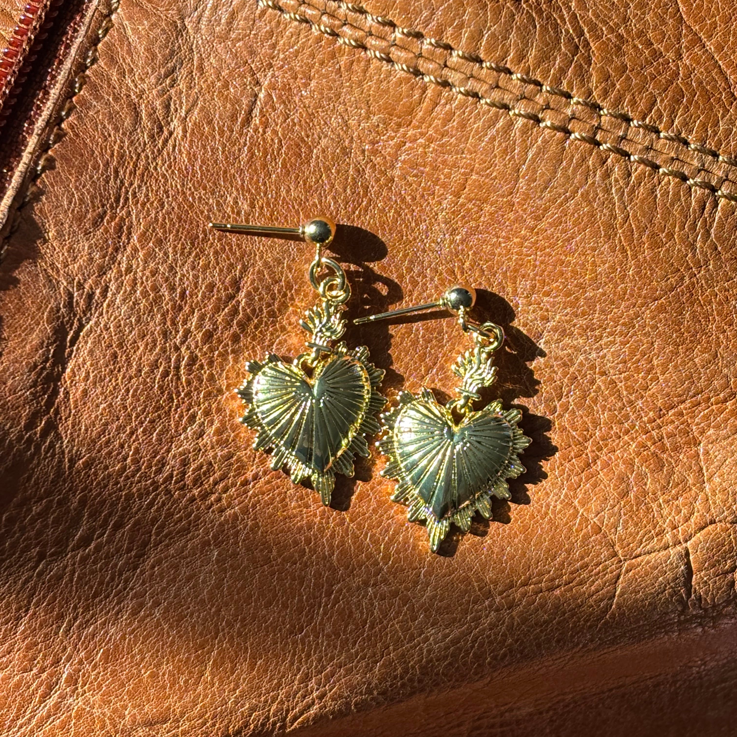 Amor Eterno Heart Drop Earrings