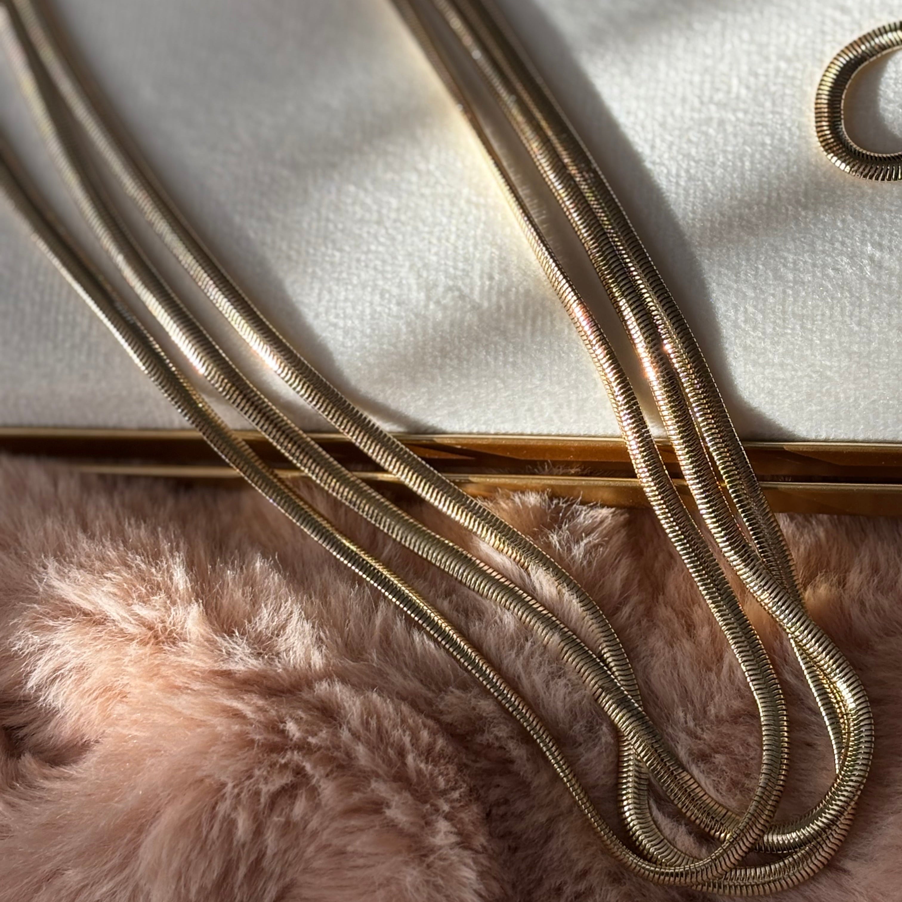 The Eliana Snake Chain Necklace