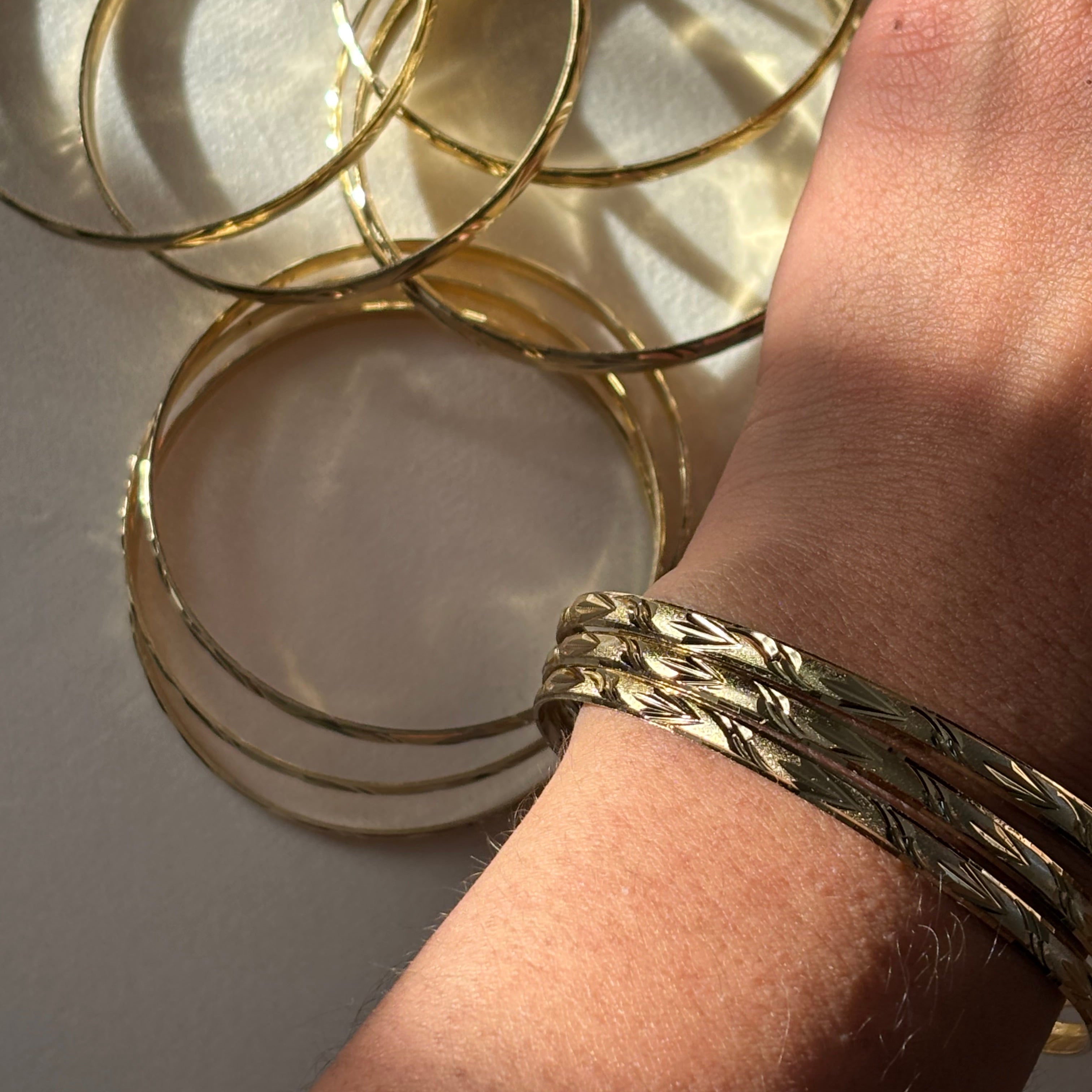 The Dahlia Bangle